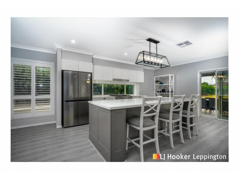 17 Yewens Circuit, Grasmere NSW 2570