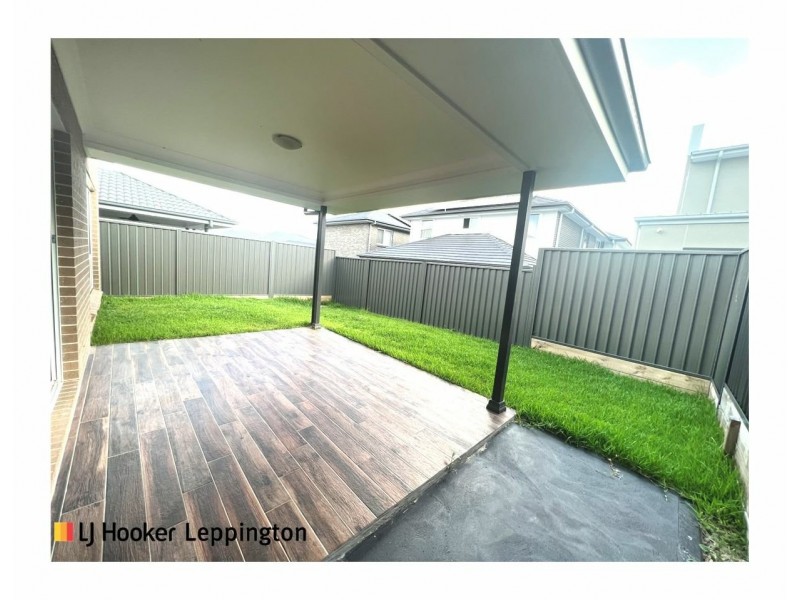 27 Waterlily Street, Denham Court NSW 2565