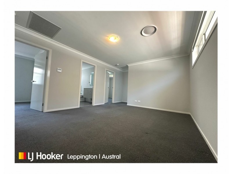 27 Waterlily Street, Denham Court NSW 2565