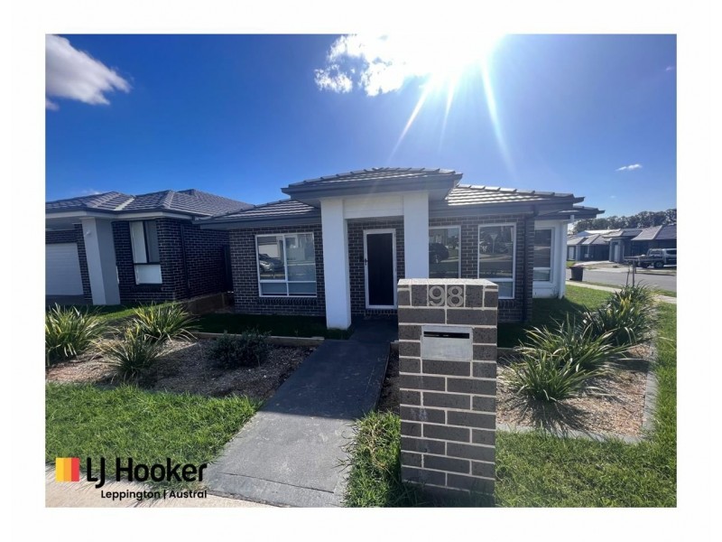 98 Orion Road, Austral NSW 2179