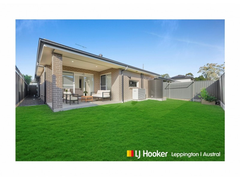 44 Mulvihill Crescent, Denham Court NSW 2565