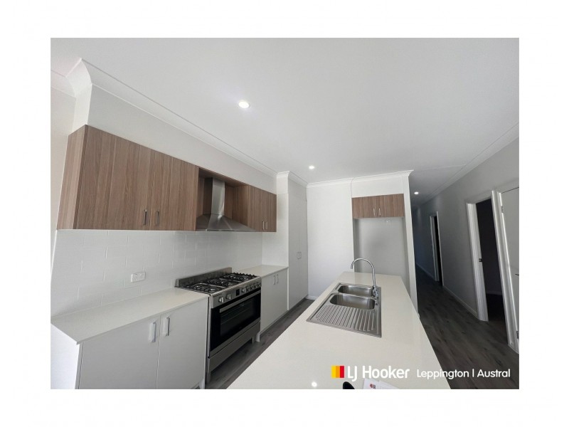 9 Adventure Street, Leppington NSW 2179