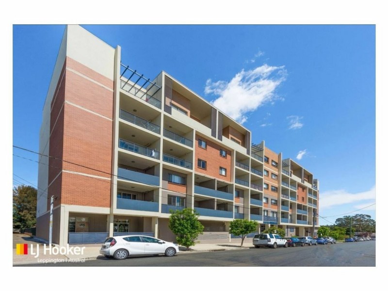 Unit 42/3-4 Warby Street, Campbelltown NSW 2560