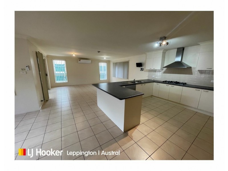 147 Kellerman Drive, St Helens Park NSW 2560