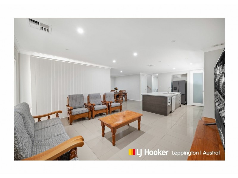 4 Hollows Drive, Oran Park NSW 2570