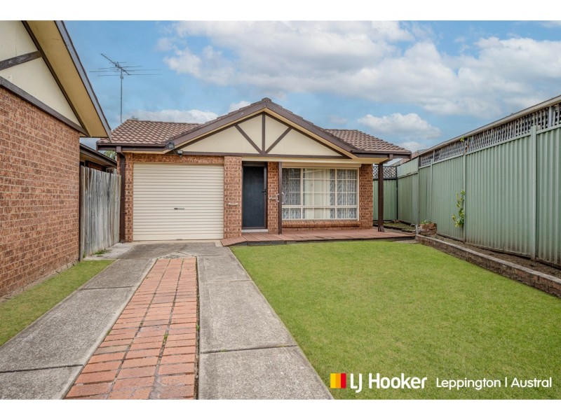 2/12 Oswald Crescent, Rosemeadow NSW 2560