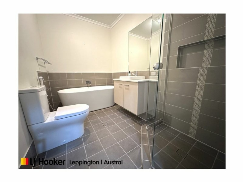 3 Calder Street, Denham Court NSW 2565