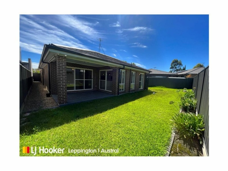 3 Calder Street, Denham Court NSW 2565
