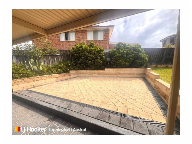 16 Gatto Place, West Hoxton NSW 2171