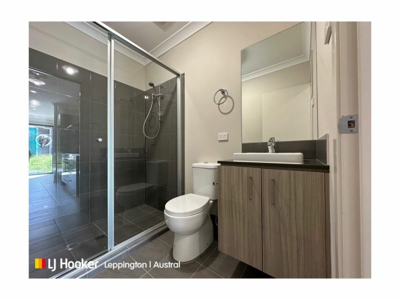 2/142 Horologium Road, Austral NSW 2179