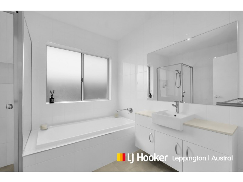 10 Vinculo Terrae Street, Leppington NSW 2179