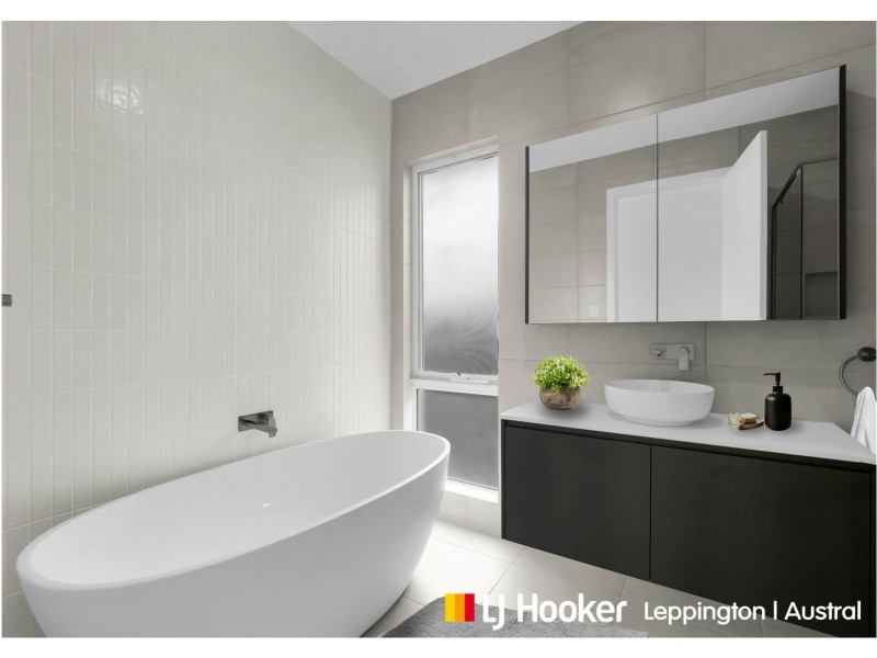 3 Equinox Street, Austral NSW 2179