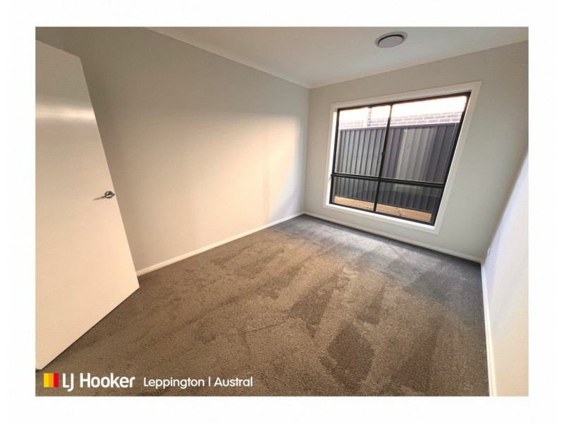 71 Bolac Road, Austral NSW 2179