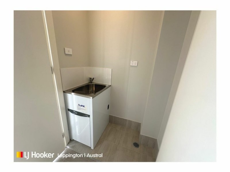 39a Thompson Road, Oran Park NSW 2570