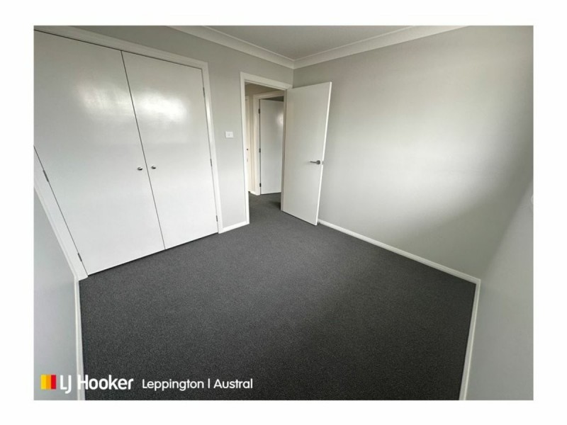 39 Thompson Road, Oran Park NSW 2570