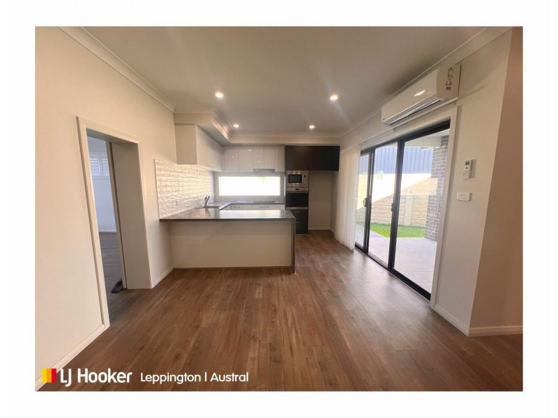 2/24 Dempsey Street, Denham Court NSW 2565