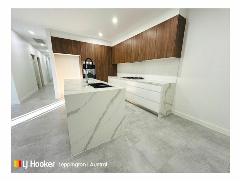 7a Rowan Street, Oran Park NSW 2570