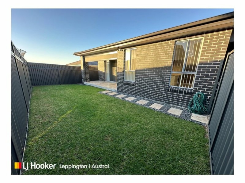 7a Rowan Street, Oran Park NSW 2570