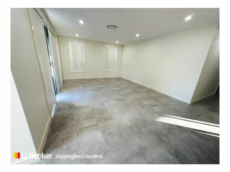 7a Rowan Street, Oran Park NSW 2570