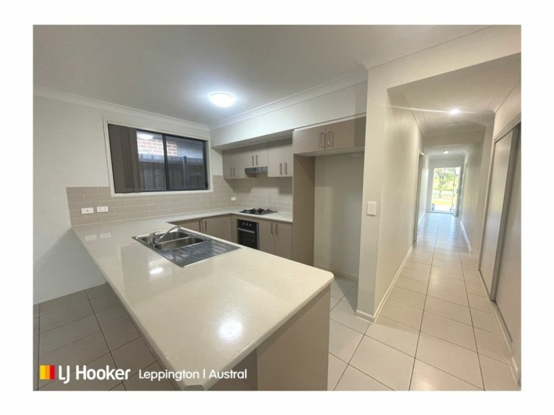 25 Bowerman Road, Elderslie NSW 2570