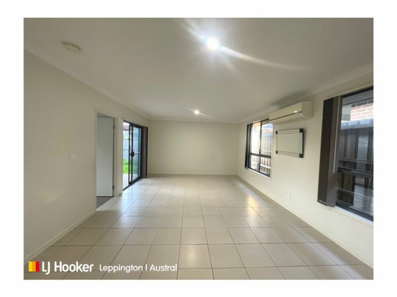 25 Bowerman Road, Elderslie NSW 2570