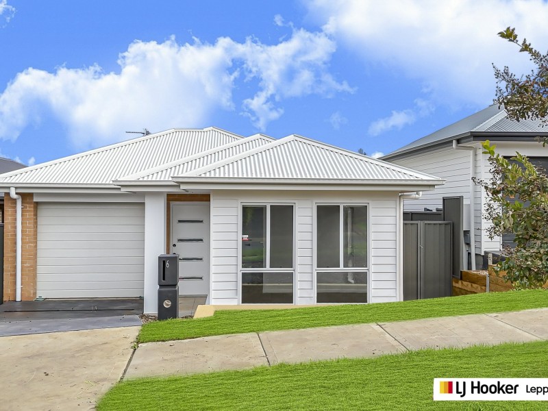 6 Yarra Avenue, Gregory Hills NSW 2557