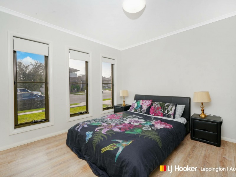 13 Glycine Street, Denham Court NSW 2565