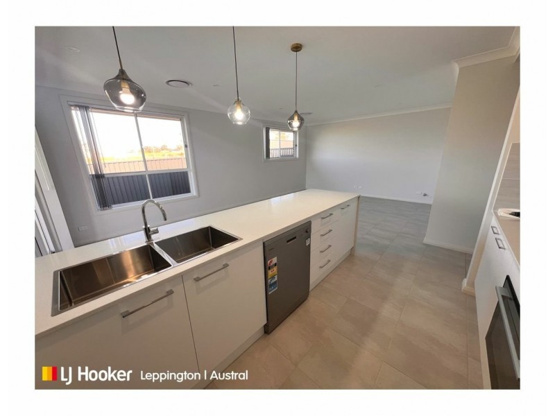 2 Carnamah Road, Austral NSW 2179