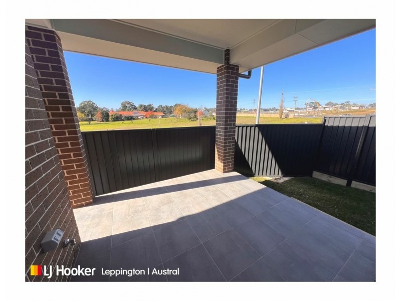 2 Carnamah Road, Austral NSW 2179