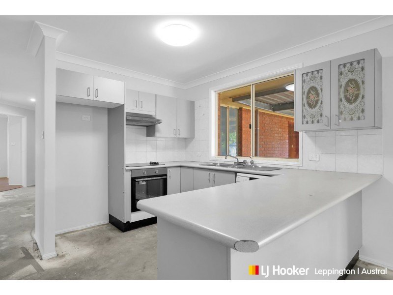 9 Polworth Close, Elderslie NSW 2570