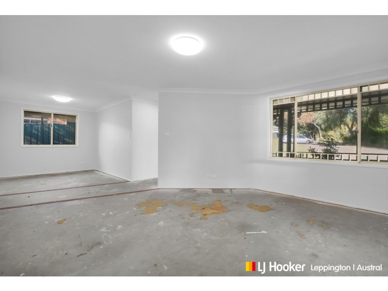 9 Polworth Close, Elderslie NSW 2570