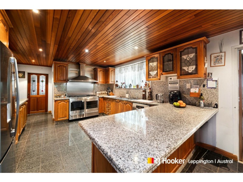 20 Orient Road, Greendale NSW 2745