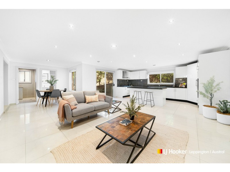 33 St Andrews Boulevard, Casula NSW 2170