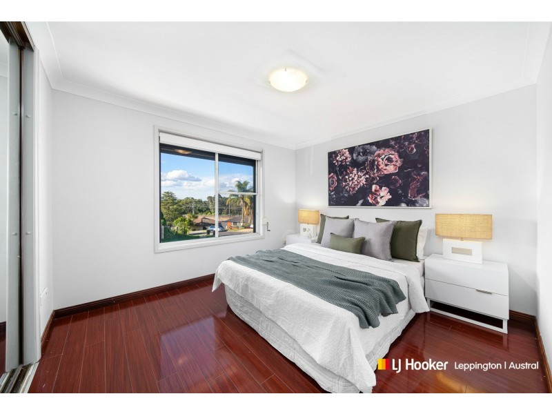 33 St Andrews Boulevard, Casula NSW 2170