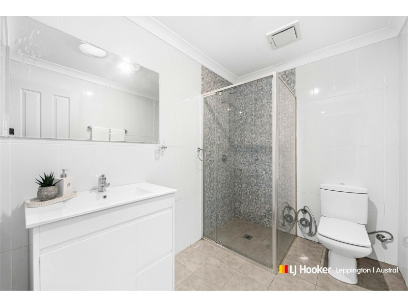 33 St Andrews Boulevard, Casula NSW 2170