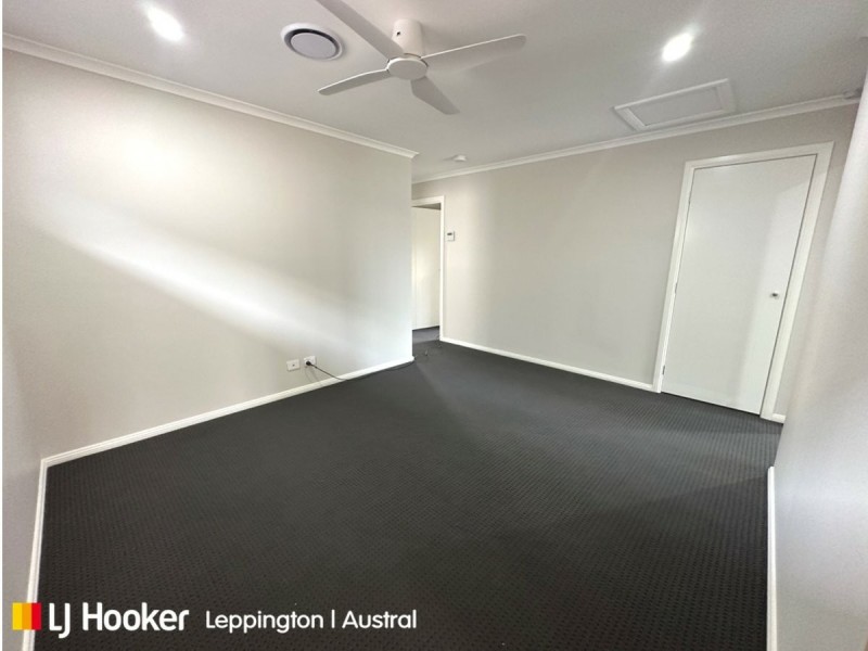 6 Eclipse Street, Oran Park NSW 2570