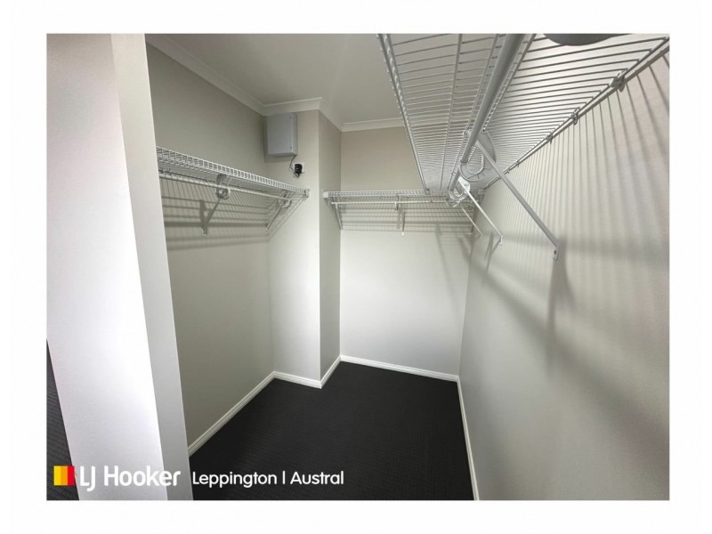 6 Eclipse Street, Oran Park NSW 2570