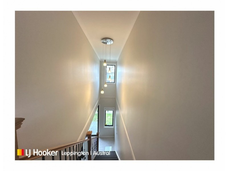 6 Eclipse Street, Oran Park NSW 2570