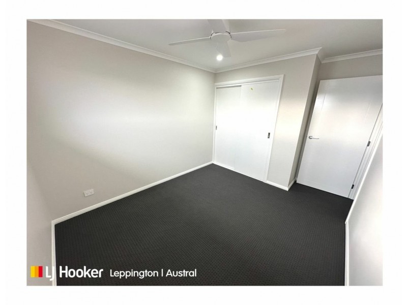 6 Eclipse Street, Oran Park NSW 2570