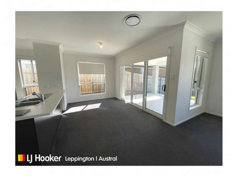 33 Founders Avenue, Leppington NSW 2179