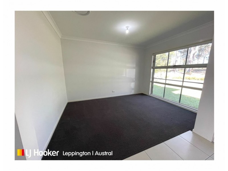33 Founders Avenue, Leppington NSW 2179