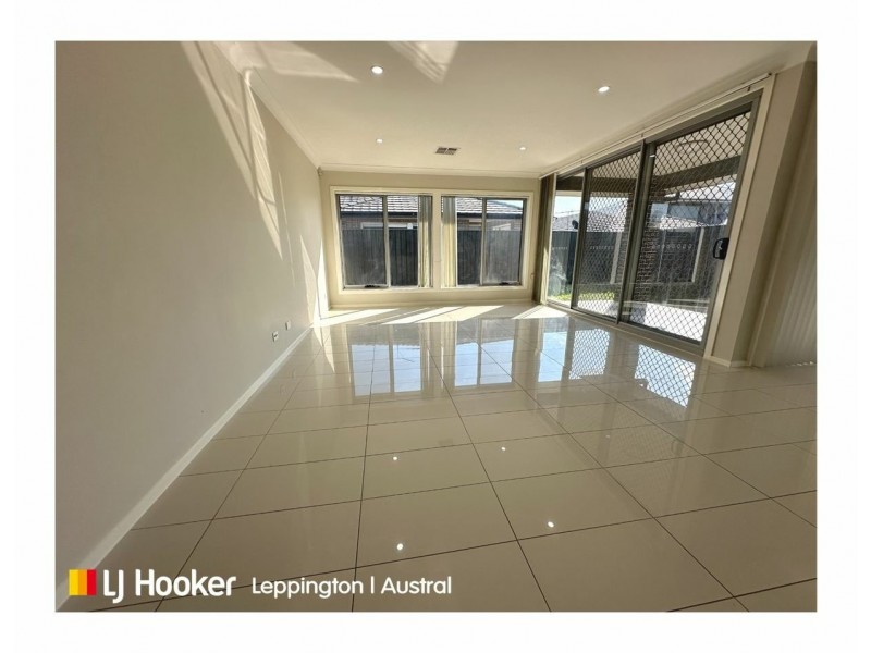 1 Antico Way, Oran Park NSW 2570