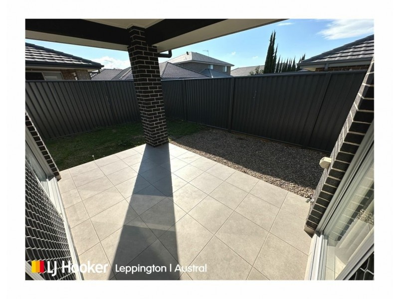 1 Antico Way, Oran Park NSW 2570