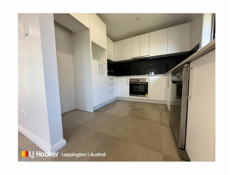 1 Yass Street, Gregory Hills NSW 2557