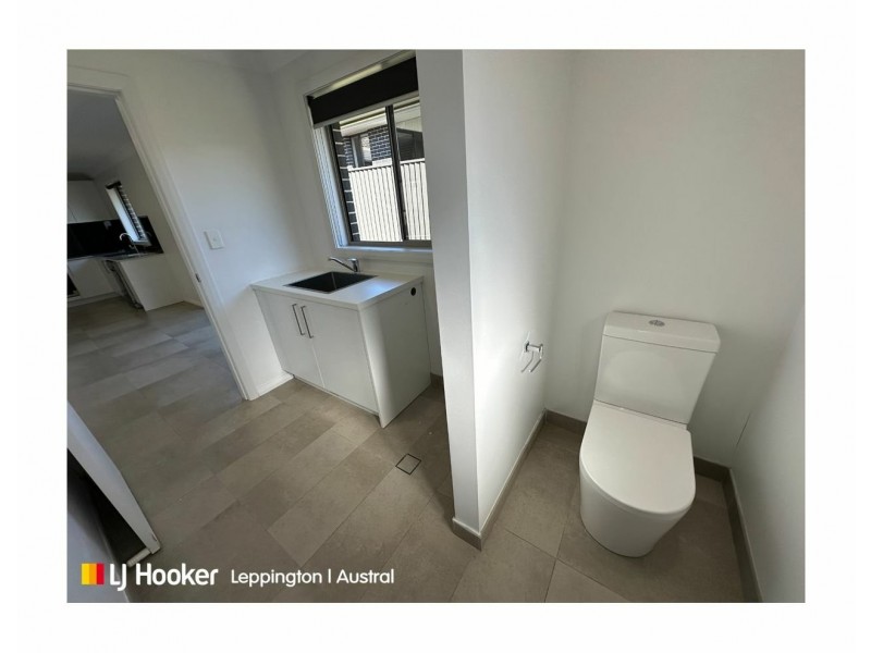 1 Yass Street, Gregory Hills NSW 2557