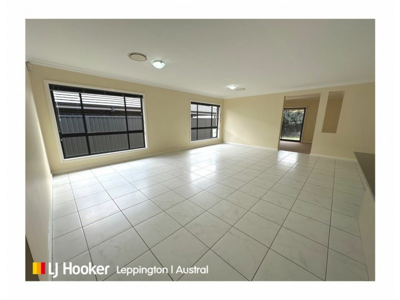 16 Larkham Street, Oran Park NSW 2570