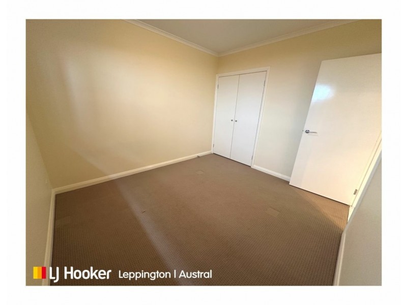 16 Larkham Street, Oran Park NSW 2570