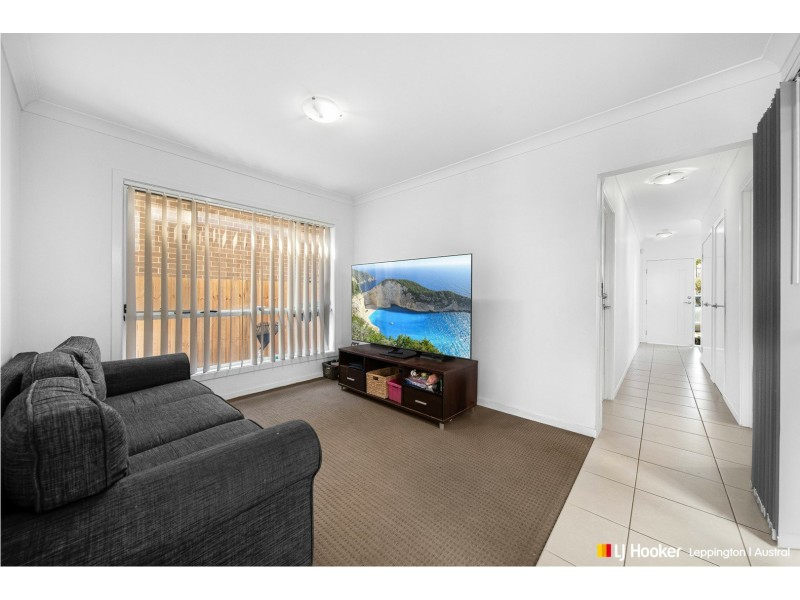 5 Swamphen Street, Austral NSW 2179