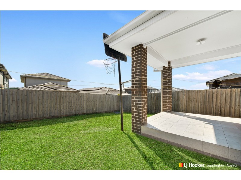 5 Swamphen Street, Austral NSW 2179