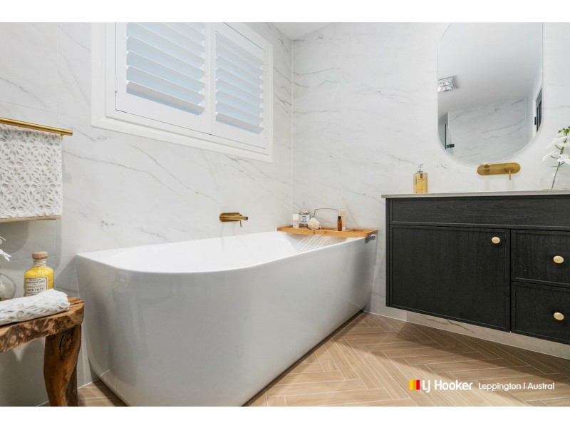 17 Moon Street, Leppington NSW 2179